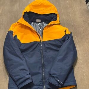 Omni heat Columbia ski coat